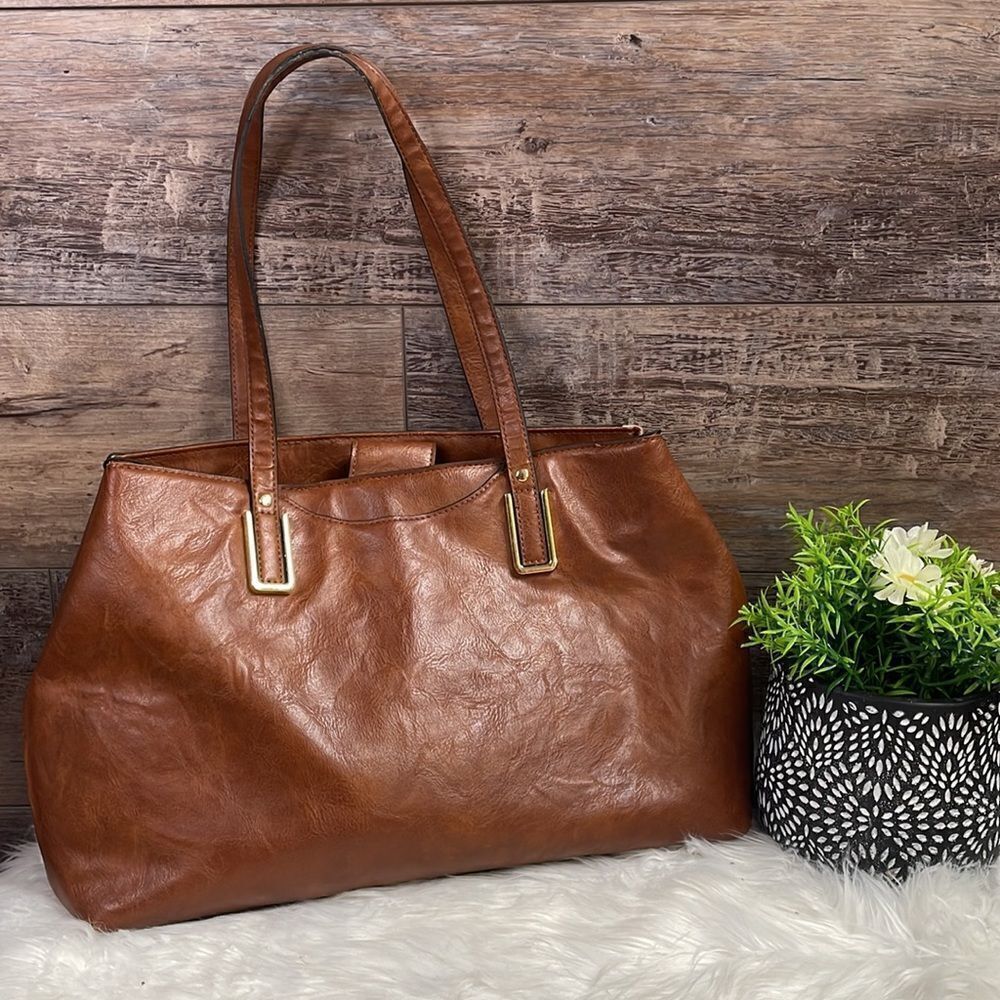 Bueno Brown Shoulder Bag Brown Faux Leather